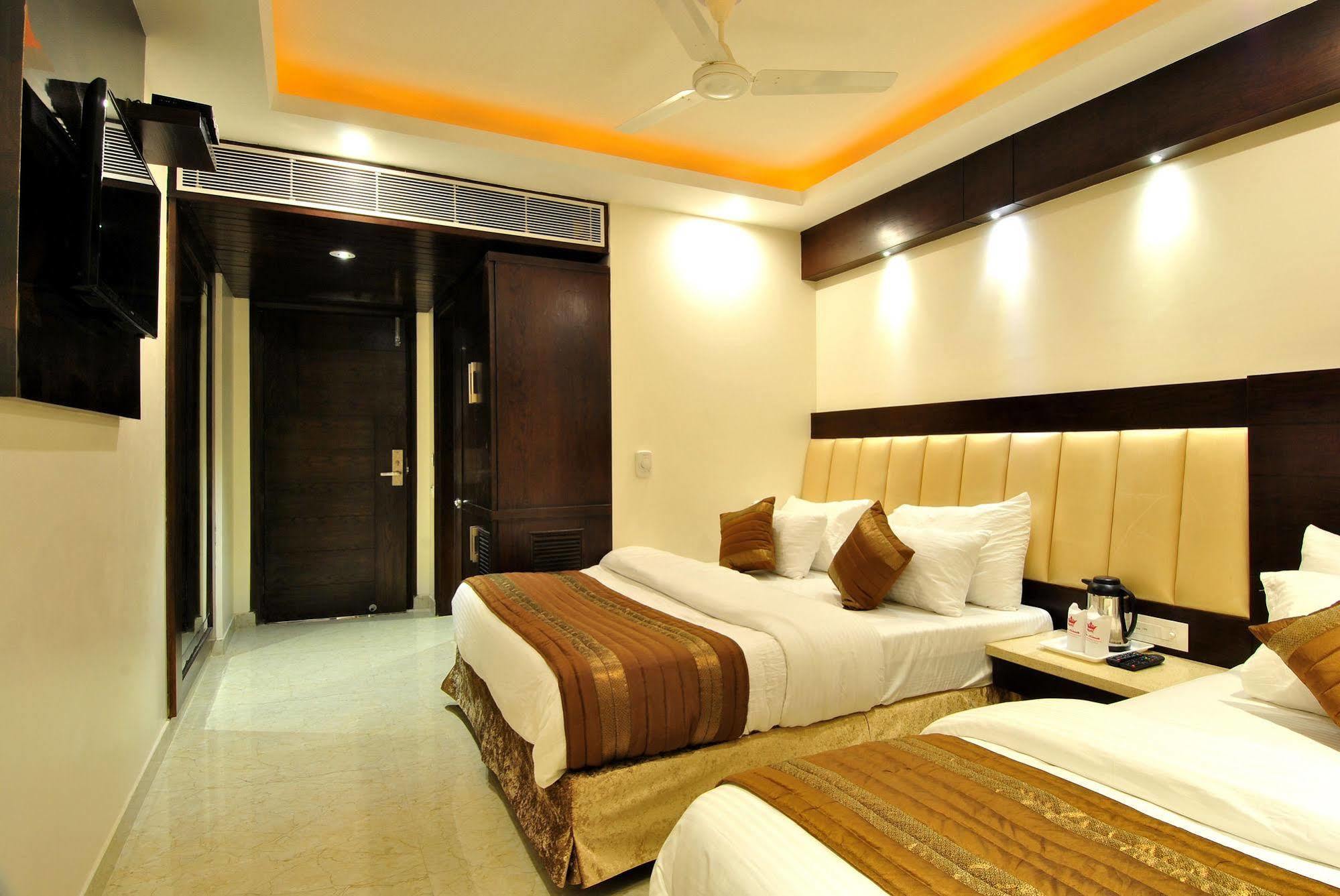 Hotel Sai Miracle - Luxury Living Neu-Delhi Exterior foto