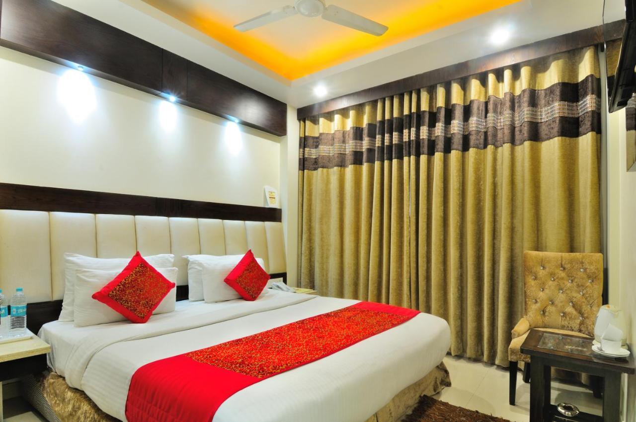 Hotel Sai Miracle - Luxury Living Neu-Delhi Exterior foto