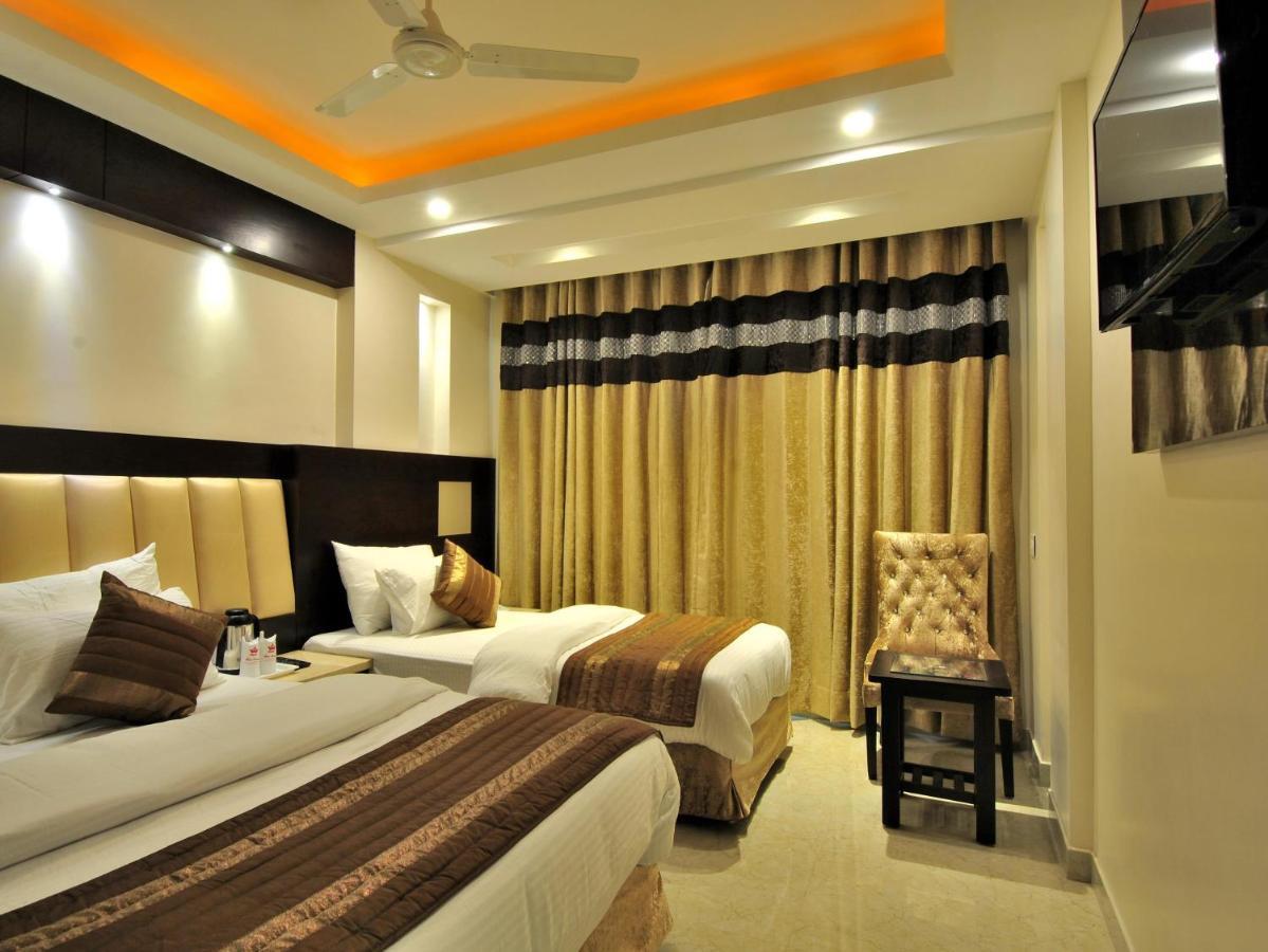 Hotel Sai Miracle - Luxury Living Neu-Delhi Exterior foto