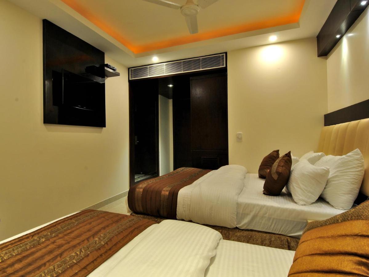 Hotel Sai Miracle - Luxury Living Neu-Delhi Exterior foto